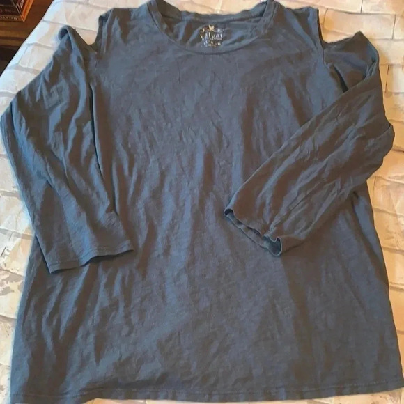 VELVET by graham and Spencer long sleeve top - Picture 1 of 5